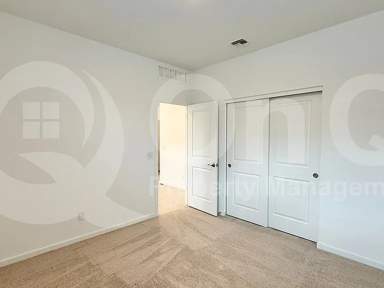 19973 W Rancho Dr — Photo 12