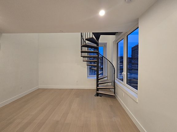 3rd image of 109 S 6th St #4C
