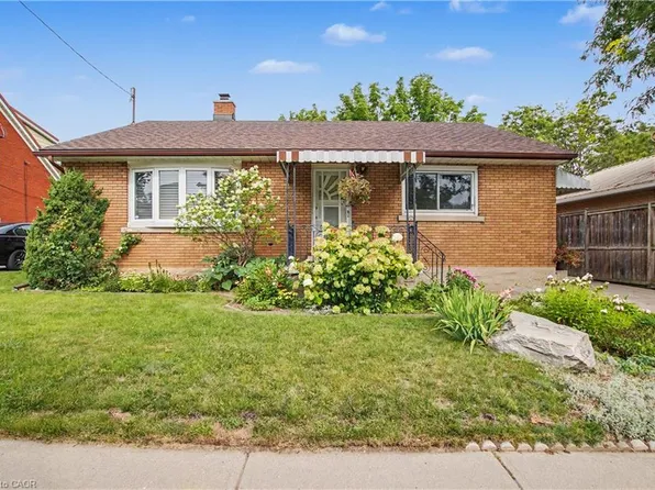 240 Guelph St, Kitchener, ON N2H 5X1
