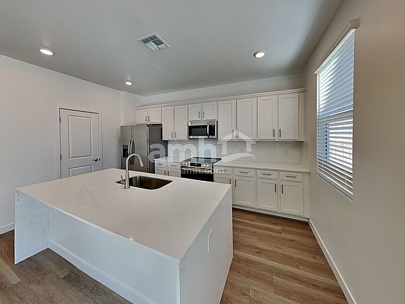 3rd image of 6486 E Paseo Alga