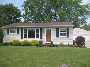 2778 Paradise Ct, Bay City, MI 48708