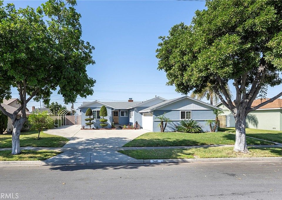 1st image of 7441 El Camino Cir