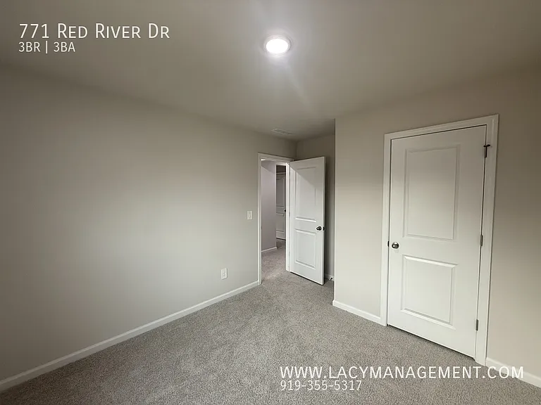 771 Red River Dr — Photo 15