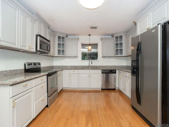 424 Centenary Dr, Baton Rouge, LA 70808