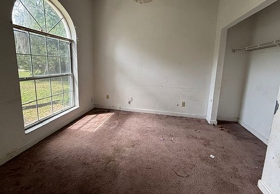 5th image of 190 NW Omaha Way