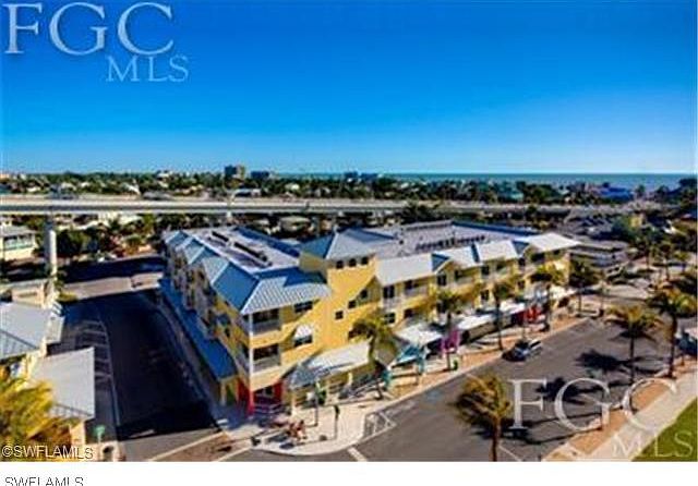 1st image of 450 Old San Carlos Blvd #316