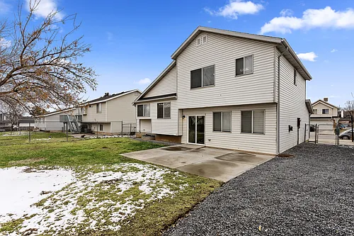 1806 N 350 W Photo 1