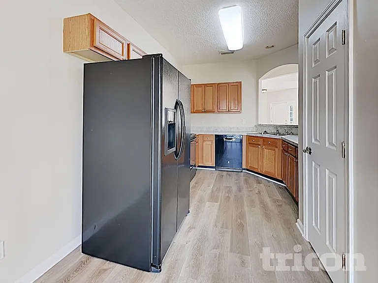 3410 Pebble Sand Ln — Photo 7