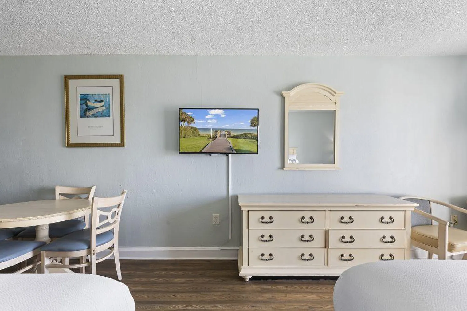 Studio, 1.0 bath, 398 sqft, $2,347 — Photo 1