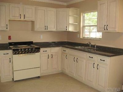 128 Springtime Ln W, Levittown, NY, 11756