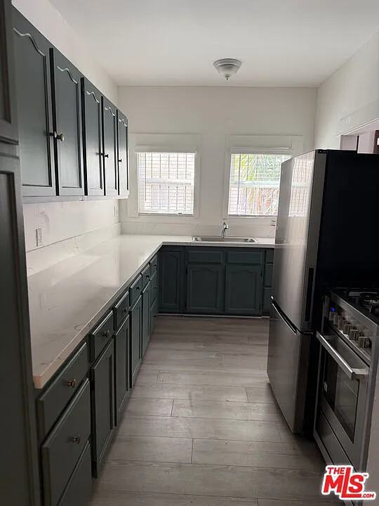 3 bed, 2.0 bath, 1768 sqft, $3,599 — Photo 3