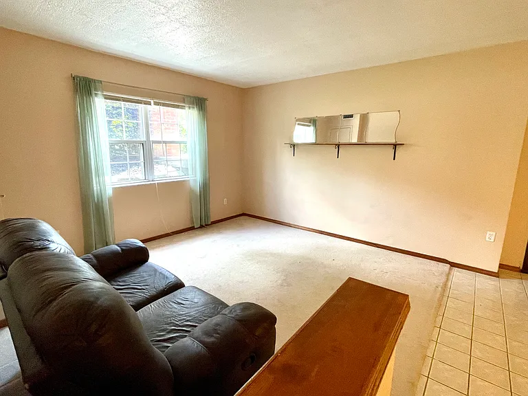 420 S Aiken Ave #2 — Photo 3