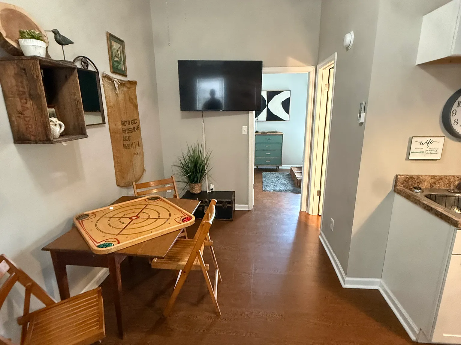 1 bed, 500 sqft, $1,300 — Photo 2