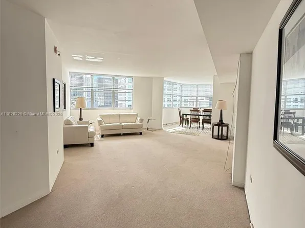 825 Brickell Bay Dr Suite 1548, Miami, FL 33131