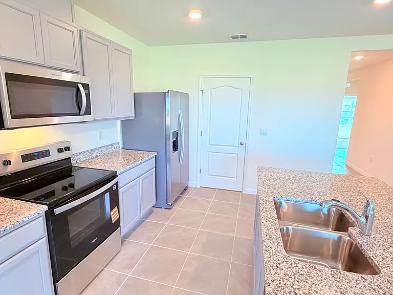 914 Princess Sabal Point — Photo 6