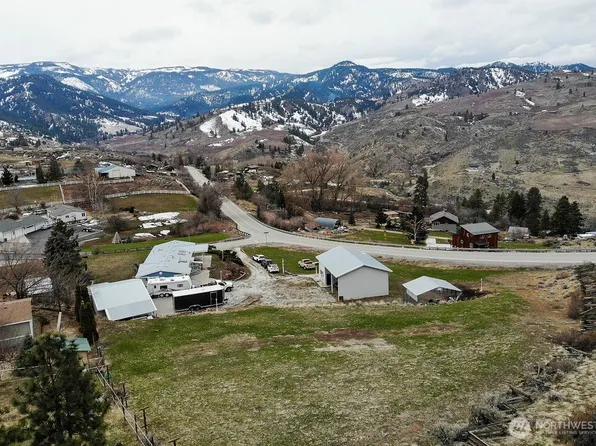 940 Wheeler Hill Road, Wenatchee, WA 98801