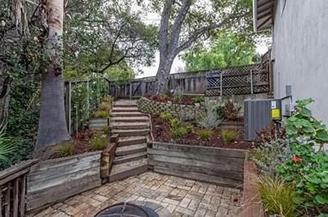 205 Bella Vista Ave — Photo 22