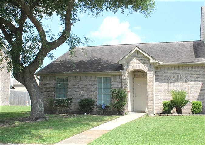 1st image of 1011 Whelton Dr