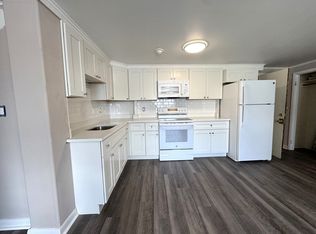31 Western Ave APT 15, Gloucester, MA 01930