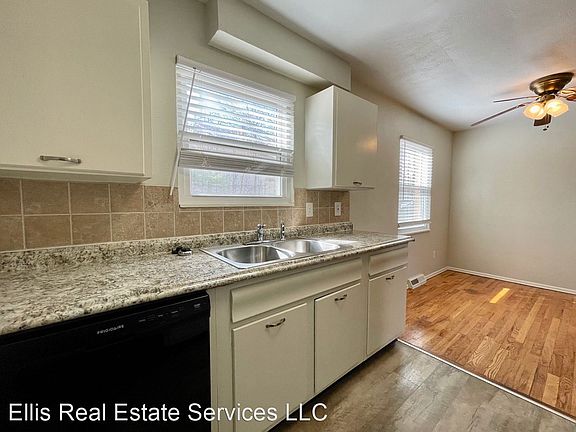 3rd image of 3600 Wyoming St #3602-2
