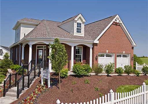 1st image of 305 Patriots Ln #294