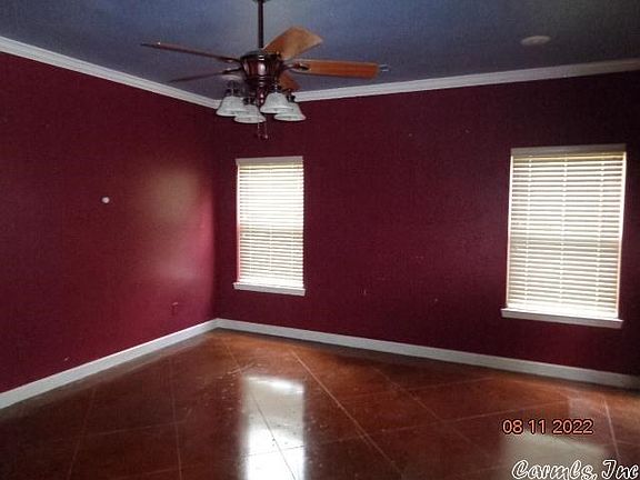 2nd image of 4109 Deer Dr