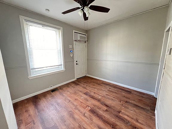 3rd image of 1530 Foulkrod St