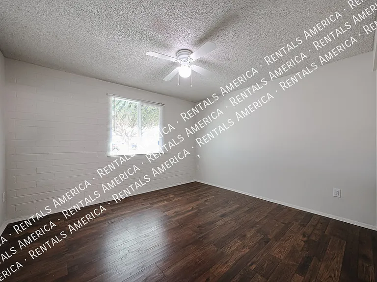 3550 E Voltaire Dr — Photo 15
