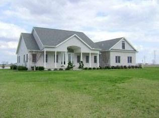 22536 Ault Rd, Perrysburg, OH 43551