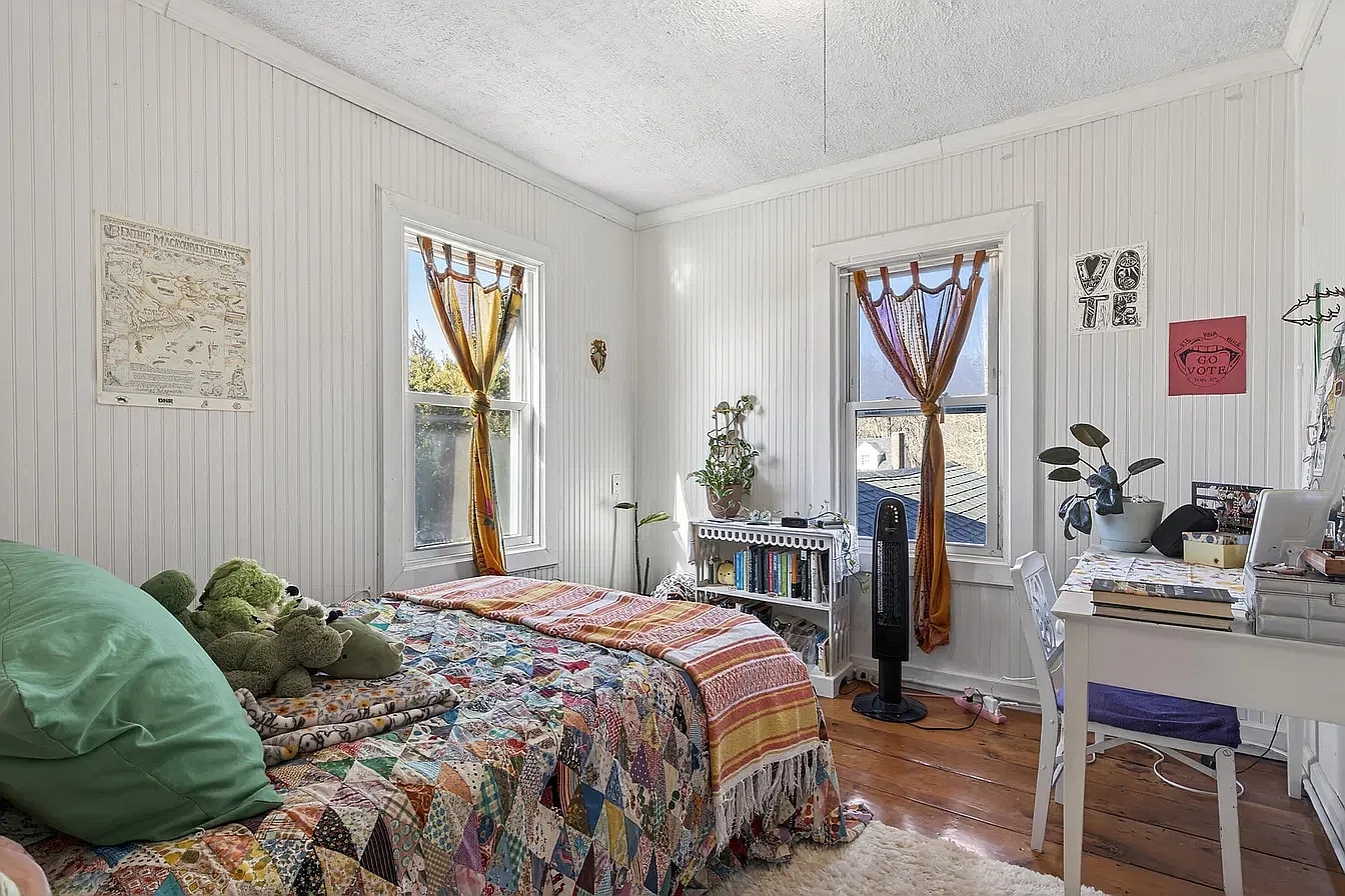 2 bed, 750 sqft, $1,400 — Photo 1