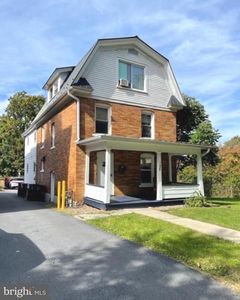 125 W Park Ave, State College, PA, 16803