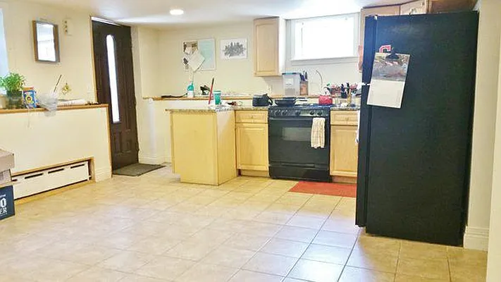 Rented by Azure Realty NY LLC | media 23