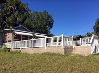 114 S Exeter St, Eustis, FL 32726