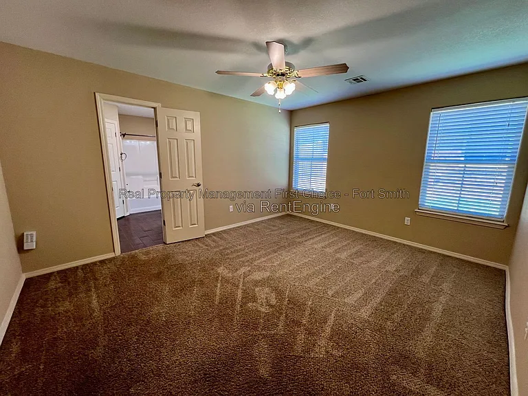 507 Ridge Point Dr — Photo 8