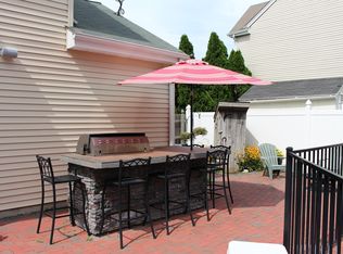 22 Azalea Ct, Barnegat, NJ 08005