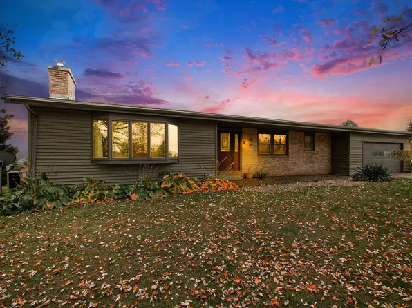 5800 Park Rd, Eau Claire, MI 49111