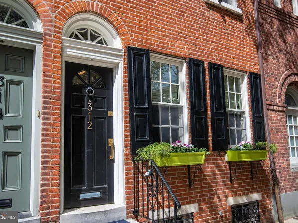 312 S Juniper St, Philadelphia, PA 19107
