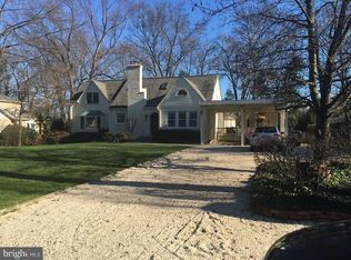 9119 Buckner Rd, Alexandria, VA 22309