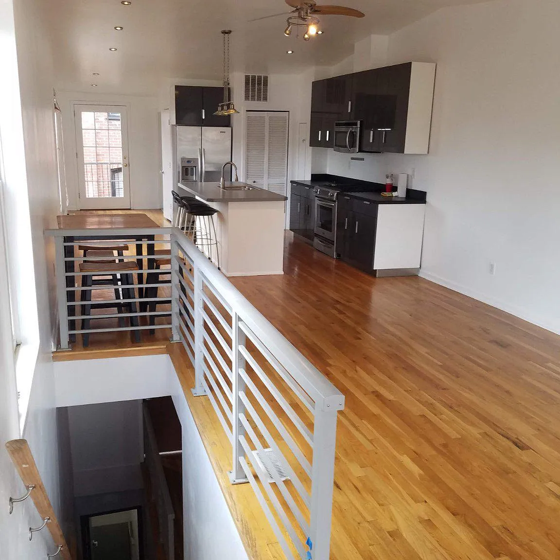2 bed, 2.0 bath, 1440 sqft, $2,750 — Photo 3