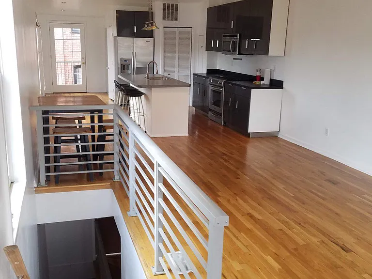 52 N 2nd St #3 — Photo 3