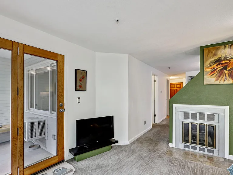 2201 Pearl St #126 — Photo 6