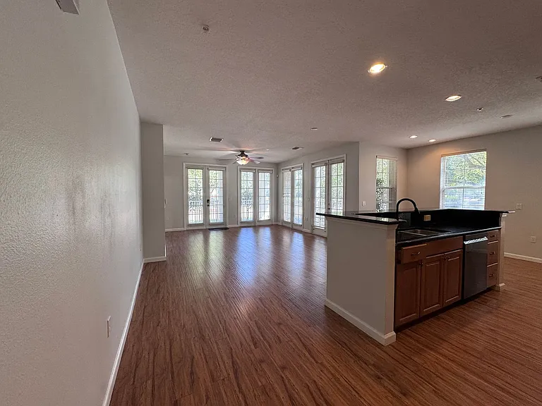 4249 Corrine Dr #104 — Photo 13
