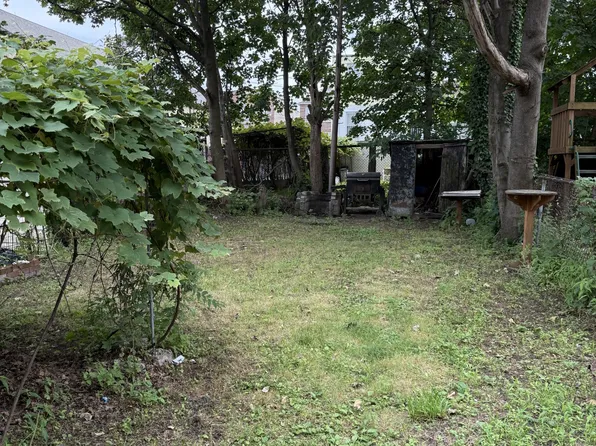 928 East 219th Street image 2 of 2