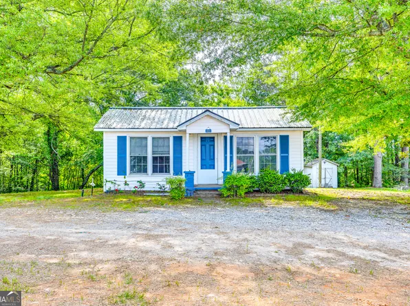 3831 Falcon Pkwy, Flowery Branch, GA 30542