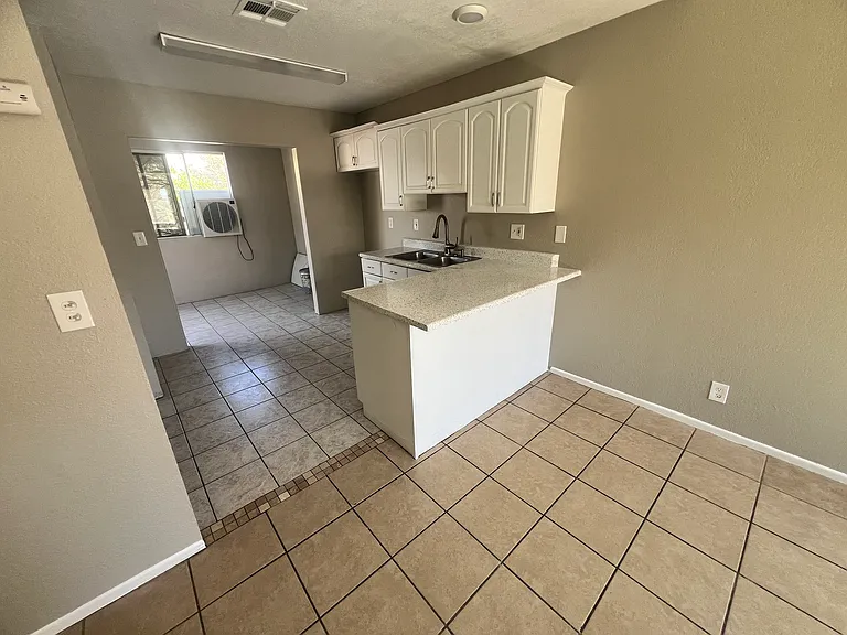 13710 Cactus Dr #B — Photo 1