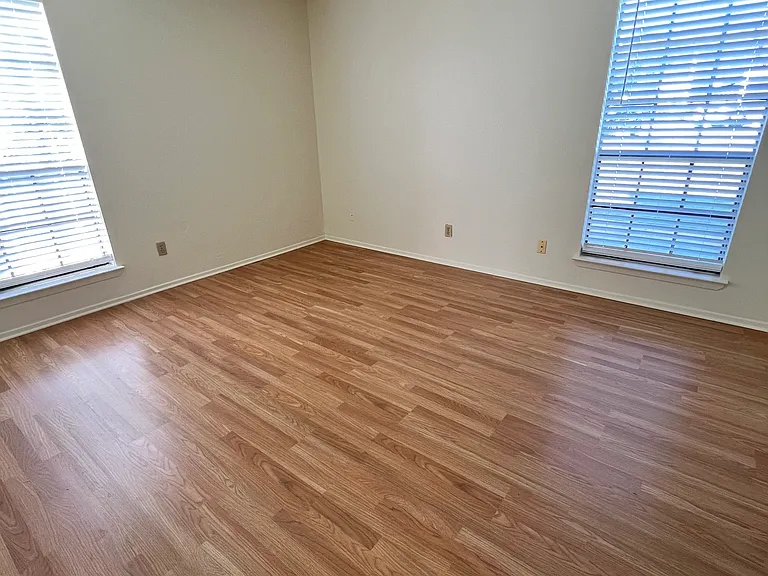 305 Craddock Ave #A — Photo 6