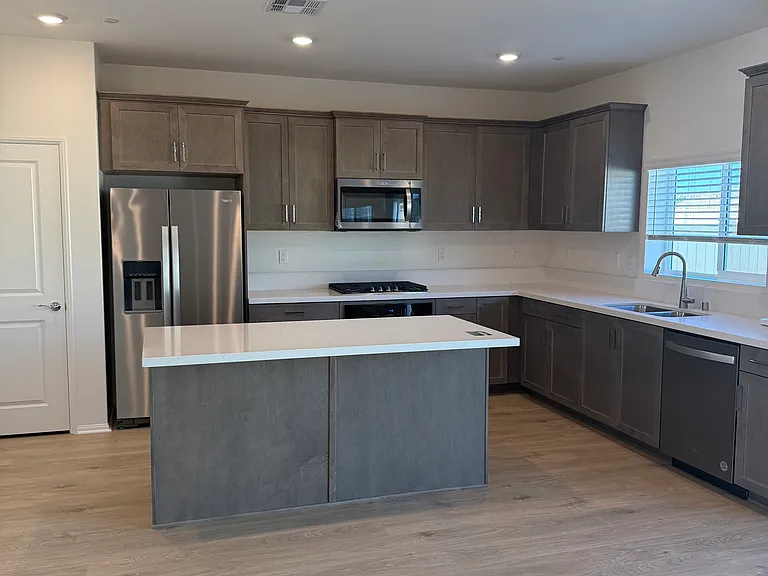 31404 Sycamore Leaf Dr — Photo 1