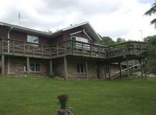 E10480 Miller Rd, La Farge, WI 54639