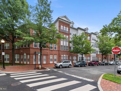 4951 Brenman Park Dr APT 209, Alexandria, VA, 22304