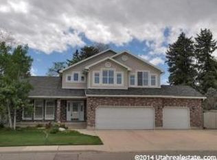 4894 S Stone Crest Dr, Murray, UT 84107